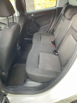 Peugeot 208 1.2 PureTech, 2016, 139 000 km, 1. majitel, 2 sa - 11