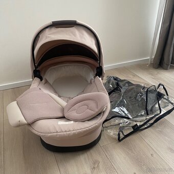 Kočárek Cybex melio 2023 - včetně korby. - 11