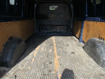 Ford Transit 350L 2.2 TDCi MAXI - 11