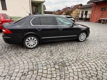 Superb 2 2.0 TDI 125 kw rok 2009 - 11