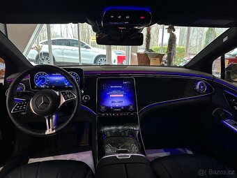 Mercedes-Benz EQE 300 - 11