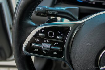 Mercedes-Benz EQB 250 - 11