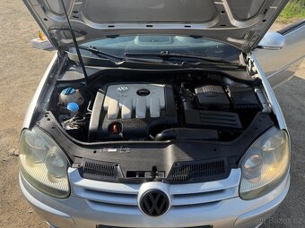 Volkswagen Golf, 2.0 TDi 103 kw - edice SPORT - 11