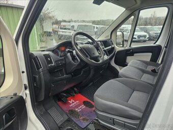 Peugeot Boxer 3,0 L3H2 7 míst - 11