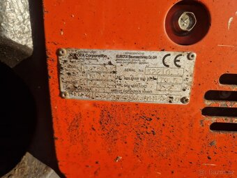Kubota bagr. - 11