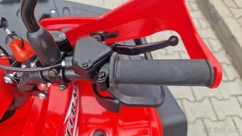 Dětská čtyřtaktní čtyřkolka RockRider 125ccm cervena - 11