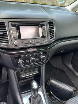 Seat Alhambra 2.0 Tdi 130kw 2014 7 míst - 11