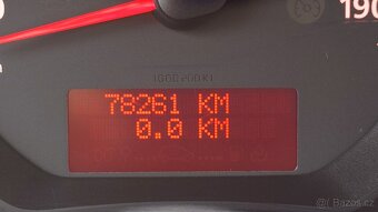 RENAULT KANGOO 1,5 DCi   3 mistné  - 11