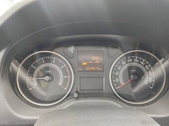 Peugeot 301 1.2 benzín  naj. 59k, podobné Škoda Rapid - 11