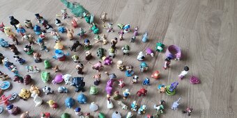 Kinder vajíčka hračky - 11