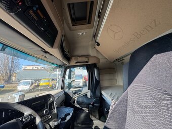 Mercedes Actros 1845 giga space - 11