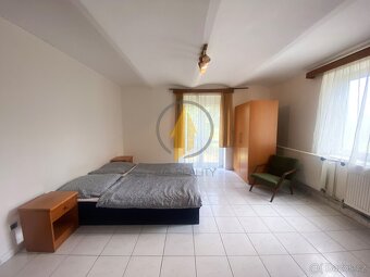 Prodej rodinného domu v obci Rokytovec o CP 1800 m2 - 11