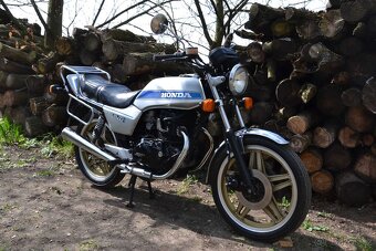 Honda CB 400N - AKCE - 11