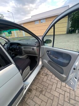 Renault Megan scenik - 11