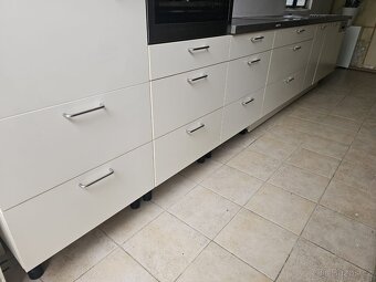 Kompletní kuchyně DanKuchen vč. spotřebičů - 11