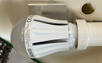 8ks světlo + 9ks žárovka - 11