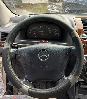 Mercedes benz Viano W638 - 11