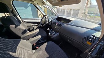 Citroën C4 GRAND Picasso 1.6 VTi Dynamique 88 kW benzín 2009 - 11