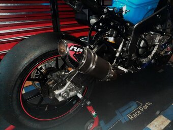 BMW S1000RR - 11