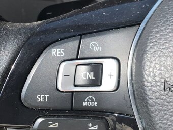 Volkswagen Tiguan 2.0 TDI SCR BMT DSG 4MOTION   POJAZNDÉ - 11