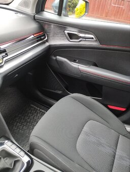 Kia Sportage 1.6 T-GDI, 2022, naj.26000 km - 11