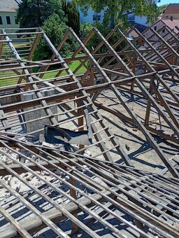 Staré trámy a rozebrání zdarma - 11