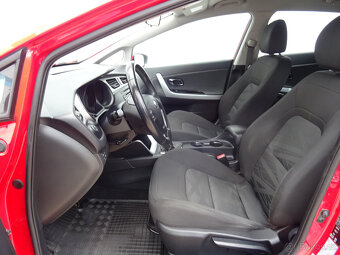 Kia Ceed 1.6GDi,99kW,1majČR,S.kniha,64tkm,ESP,klima - 11