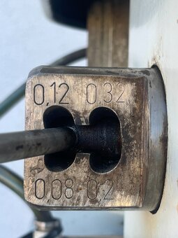 180. Sloupová vrtačka VS 32B - 11