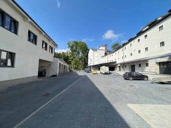 Pronájem skladových prostor 100 m2 - U Dolního Skrýchova u J - 11