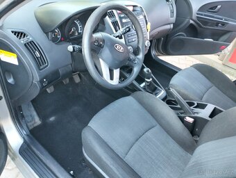 Kia ceed 1,6 benzín najeto 150000km - 11