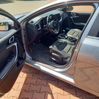 Kia ceed SW 1,5 T-Gdi  118kw, záruka, tažné, po servisu, DPH - 11