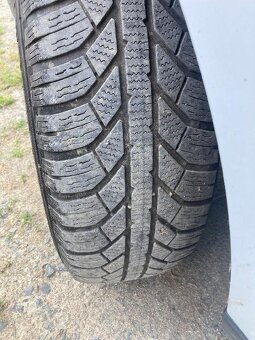 hyundai ix35 2.0crdi náhradní díly 100kw - 11