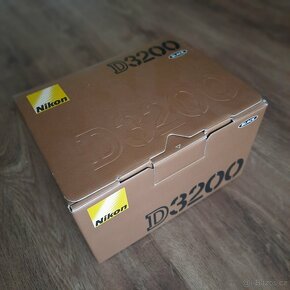 Nikon D3200 + Nikkor 18-105mm - 11