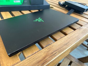 Razer Blade Advanced 2018 (vymena za iPad pro) - 11