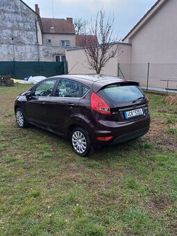 Ford Fiesta - 11