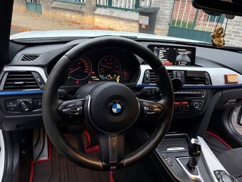BMW 320D xDrive - 11