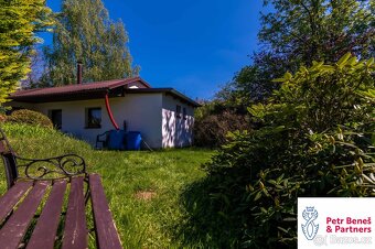 VELKOLEPÁ ZAHRADA S CHATOU U RYBNÍKA – JESENICE U RAKOVNÍKA - 11