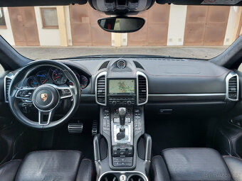 Porsche Cayenne TURBO ČR TOP VÝBAVA - 11