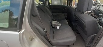 Renault Mégane Scénic 2.0 benzin LPG - 11