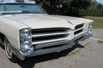1966 Pontiac Bonneville Convertible 389 V8 - 11