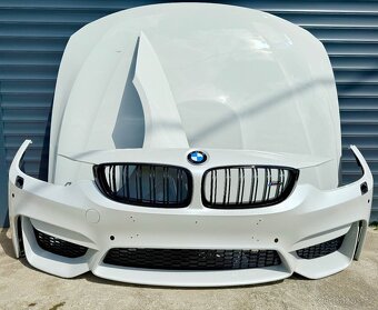 BMW M3 f80 M4 f82 LCI Světlo kapota naraznik blatnik - 11