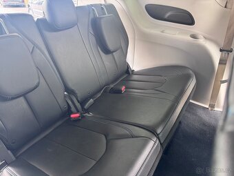 Chrysler Pacifica 3,6 L Adapt temp, New model 2021 - 11