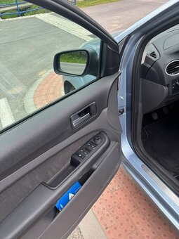 Ford Focus - 11