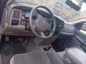 Dodge RAM 1500 4x4 - 11