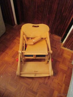 Víceúčelová dětská židlička - 11