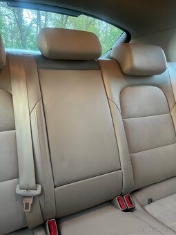 Škoda Superb 3.6 228 000 km Serviska - 11