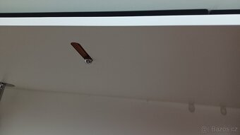 Moderní Bílý stůl s 3mi elegantními šuplíky - 11