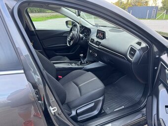 Mazda 3 2,0 Skyactiv-G165 Revolution v top stavu - 11