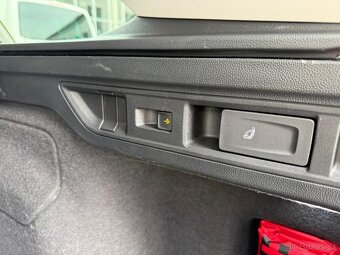 VW Passat B9 Variant 2.0TDI 110kW DSG Elegance  - Autodraft - 11