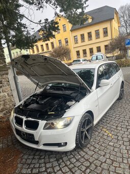 BMW e91 2.0d 135kw - 11